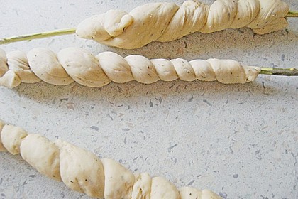 Stockbrot f&uuml;rs Lagerfeuer oder Pizzateig 1