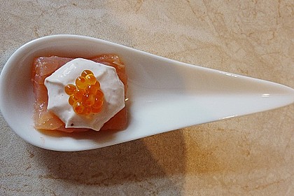 Lachs mit Meerrettichcreme und Garnitur 11