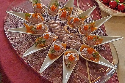 Lachs mit Meerrettichcreme und Garnitur 13