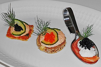 Lachs mit Meerrettichcreme und Garnitur 14