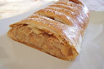 Apfelstrudel à la Marquise