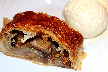 Apfelstrudel à la Marquise 12