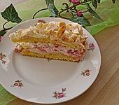 Baiser - Torte mit Himbeer - oder Brombeercreme (Bild)