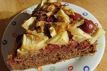 Rotwein - Gew&uuml;rzkuchen mit Fr&uuml;chten 2