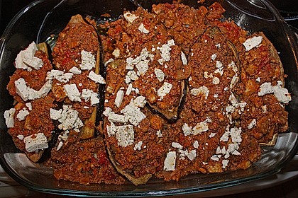 Gef&uuml;llte Auberginen mit Schafsk&auml;se &uuml;berbacken 5