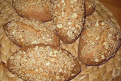 Burgis Kornspitzstangerl 53