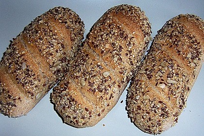 Burgis Kornspitzstangerl 44