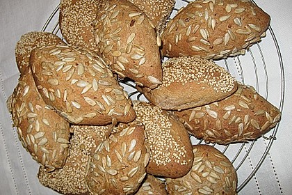 Burgis Kornspitzstangerl 8