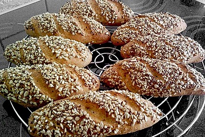 Burgis Kornspitzstangerl 52