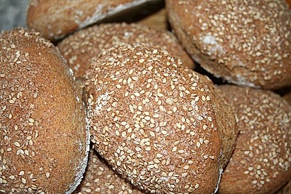 Burgis Kornspitzstangerl 33
