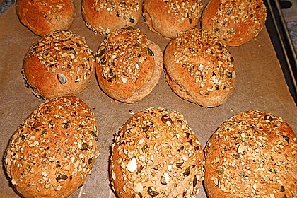 Burgis Kornspitzstangerl 34