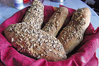 Burgis Kornspitzstangerl 38