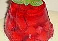 Beschwipste Terrine mit Erdbeeren