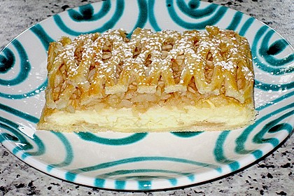 Pfirsichstrudel mit Puddingcreme 6