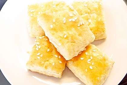 Feines Salzgebäck Pogacice 9