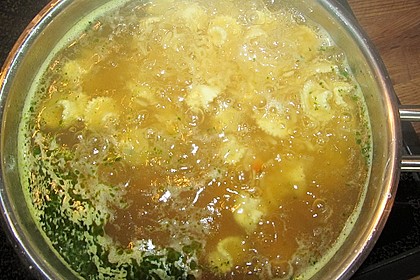 Schnelle Nudelsuppe 11