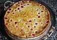 Versunkener Kirschkuchen mit Sahneguss