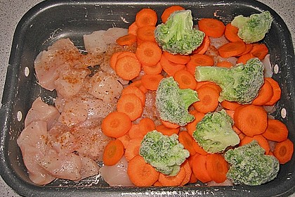 H&auml;hnchen - Gem&uuml;se - Auflauf 8