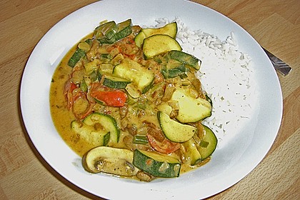 Puten - Zucchini - Pfanne mit Pfifferlingen 2