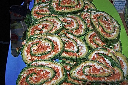 Spinatrolle mit Feta - Füllung 7
