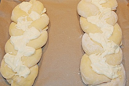 Mamas Topfenzopf 1