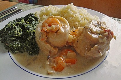 R&ouml;llchen vom Pangasius mit Flusskrebsf&uuml;llung 1