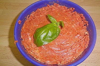 Würzige Tomatenbutter 6