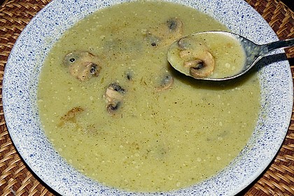 T&ouml;ginger Brokkoli - Cremesuppe