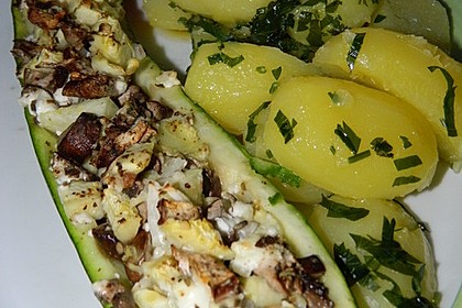 Gefüllte Zucchini 1