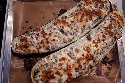 Gefüllte Zucchini 23