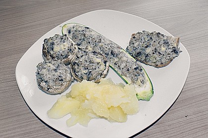 Gefüllte Zucchini 65