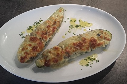Gefüllte Zucchini 11