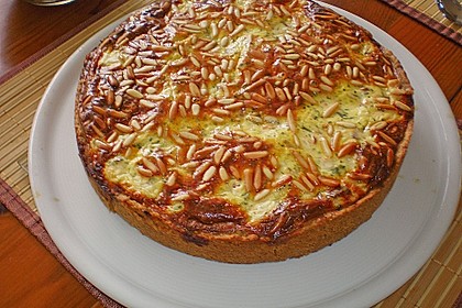 Quiche mit Lachs, Spinat und Pinienkernen 2