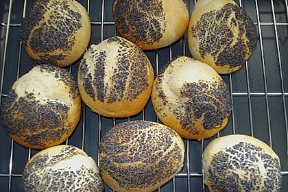 Br&ouml;tchen mit Quark und Hefe 13