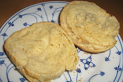 Br&ouml;tchen mit Quark und Hefe 20