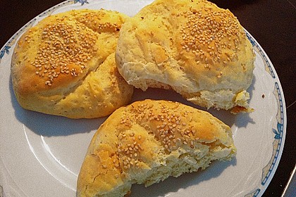 Br&ouml;tchen mit Quark und Hefe 42