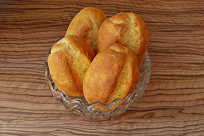 Br&ouml;tchen mit Quark und Hefe 44
