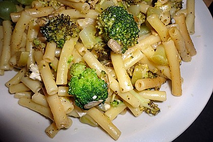 Pasta mit Brokkoli und Ziegenk&auml;se 2