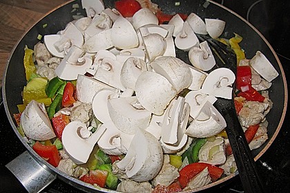 Schnelle Puten-Paprika Pfanne 3