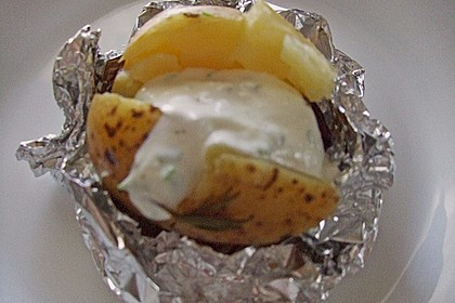 Folienkartoffeln mit Kr&auml;uterquark