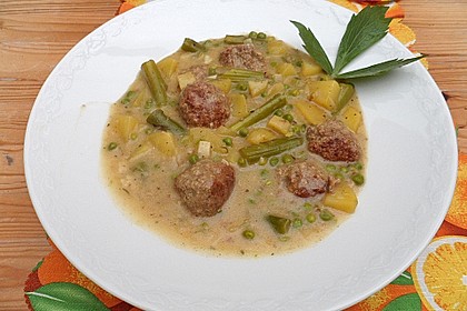 Spargeleintopf mit Fleischklößchen 3