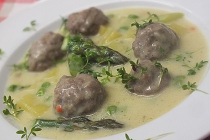 Spargeleintopf mit Fleischklößchen 4