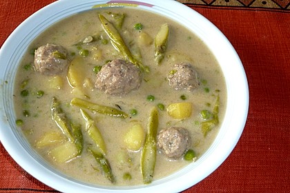 Spargeleintopf mit Fleischklößchen 5