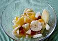 Obstsalat mit glasierten Quitten