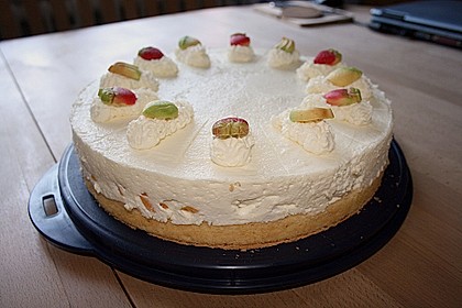 Quark - Pfirsich - Sahne - Torte 16