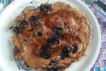 Buttermilch - Pfannkuchen mit Blaubeeren 4