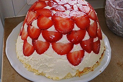Erdbeer - Kuppeltorte &agrave; la Jessy 8