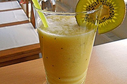 Banane - Kiwi Smoothie 12