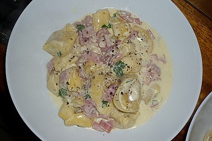 Tortellini alla panna 3