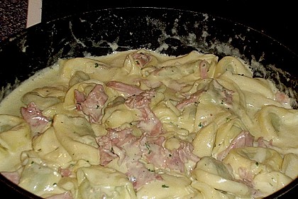 Tortellini alla panna 4
